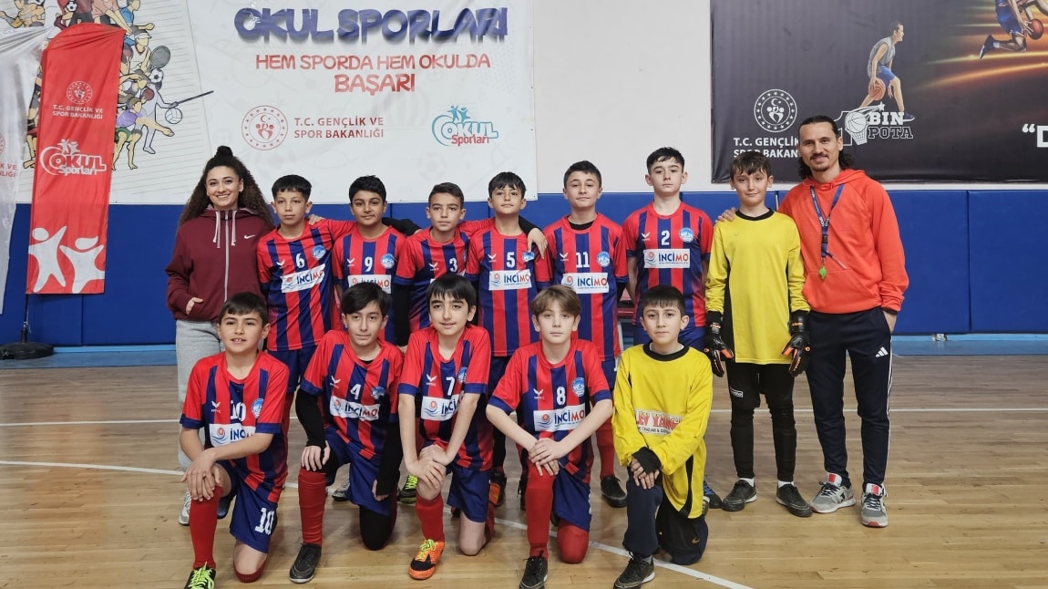 Okulumuzun Futsal Takımı Elemelere Kaldı.